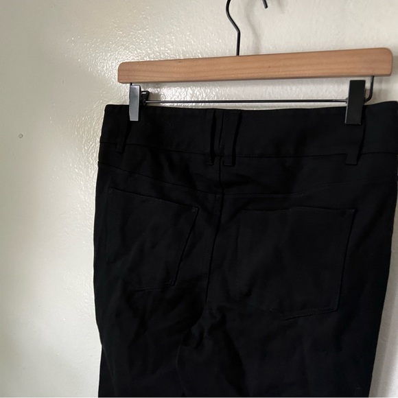 Torrid | Studio Premium Ponte Stretch Jegging Pants - Picture 5 of 6